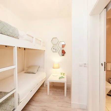 Lovelystay - White House Loft - Vau Διαμέρισμα *